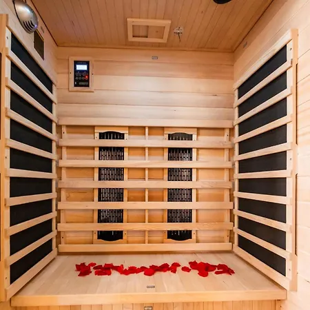 Апартаменты Le Cocon Balinais Jacuzzi, Sauna, Piscine